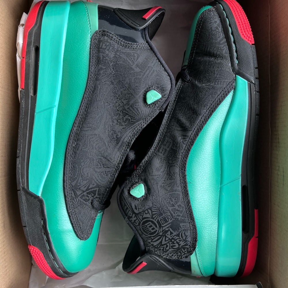 Air Jordan DUB Zero GG Size 7.5Youth Black / Infrared 23-Verde